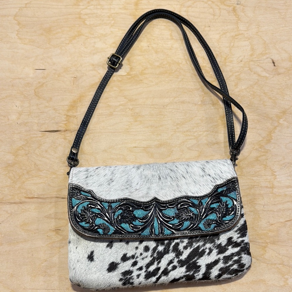 Stylish Black and White Women's Bag